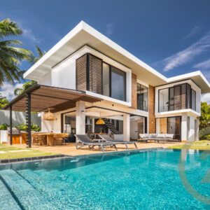 Ultra-Modern Luxury Home in Exclusive Beach Community.