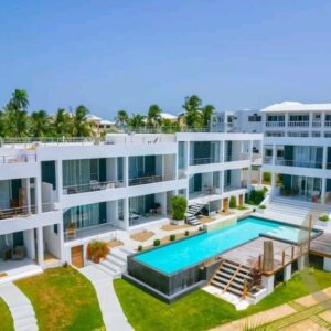 Appartement au deuxième niveau avec vue sur la mer.