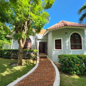 Caribbean-Style Villa in Gated Community Near Central Sosúa