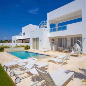 Modern House for Sale in a Beachfront Residential Community – Sosúa.